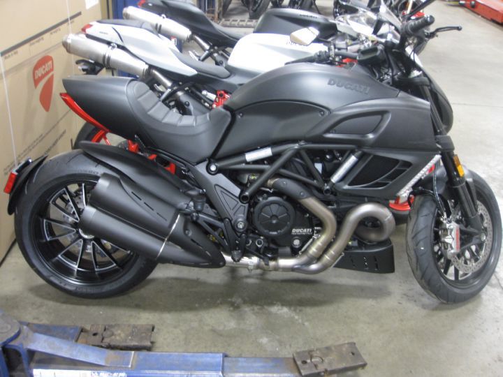 2013 Ducati Diavel Dark