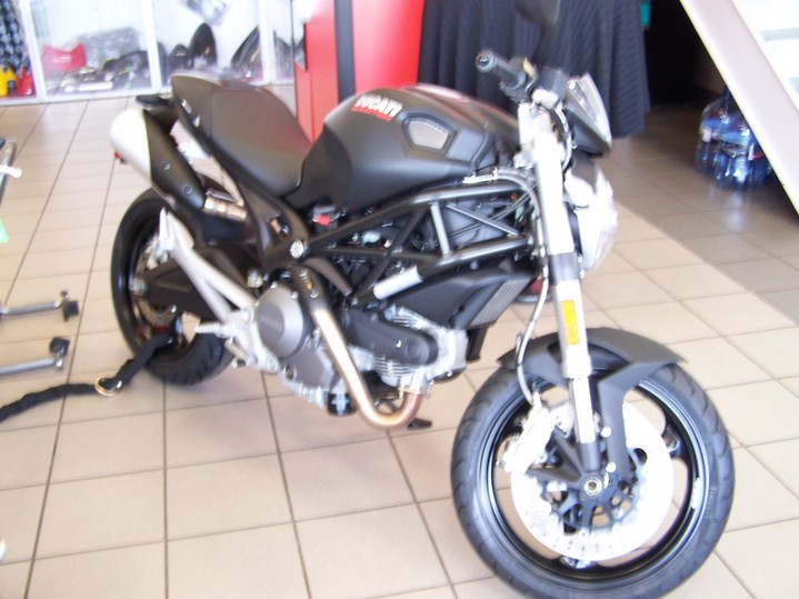 2012 Ducati 696 ABS